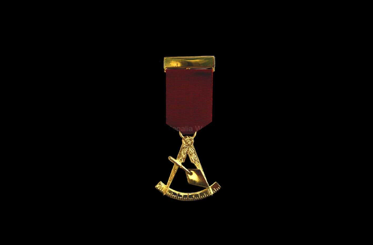 R&amp;SM Past-Master Breast Jewel