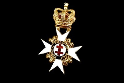 KT Preceptor Past Collarette Jewel