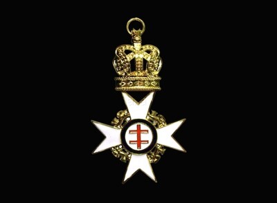 Preceptor (Economy) past collarette jewel
