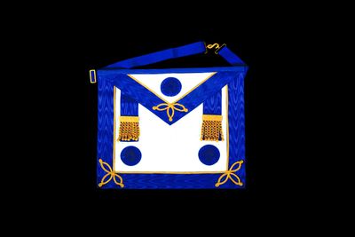 Craft Provincial Undress Apron with Rosettes  - lambskin