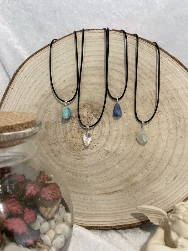 Colliers &amp; Pendentifs