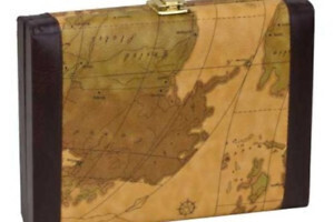Backgammon 9&quot; Vinyl Case with Old Map Design