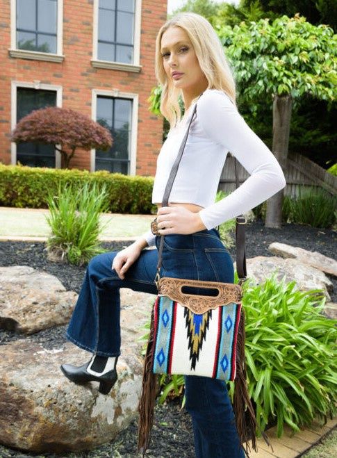 WHITE SADDLE BLANKET SLING BAG WITH TOOLING LEATHER