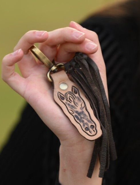 TAN TOOLING LEATHER KEYRING