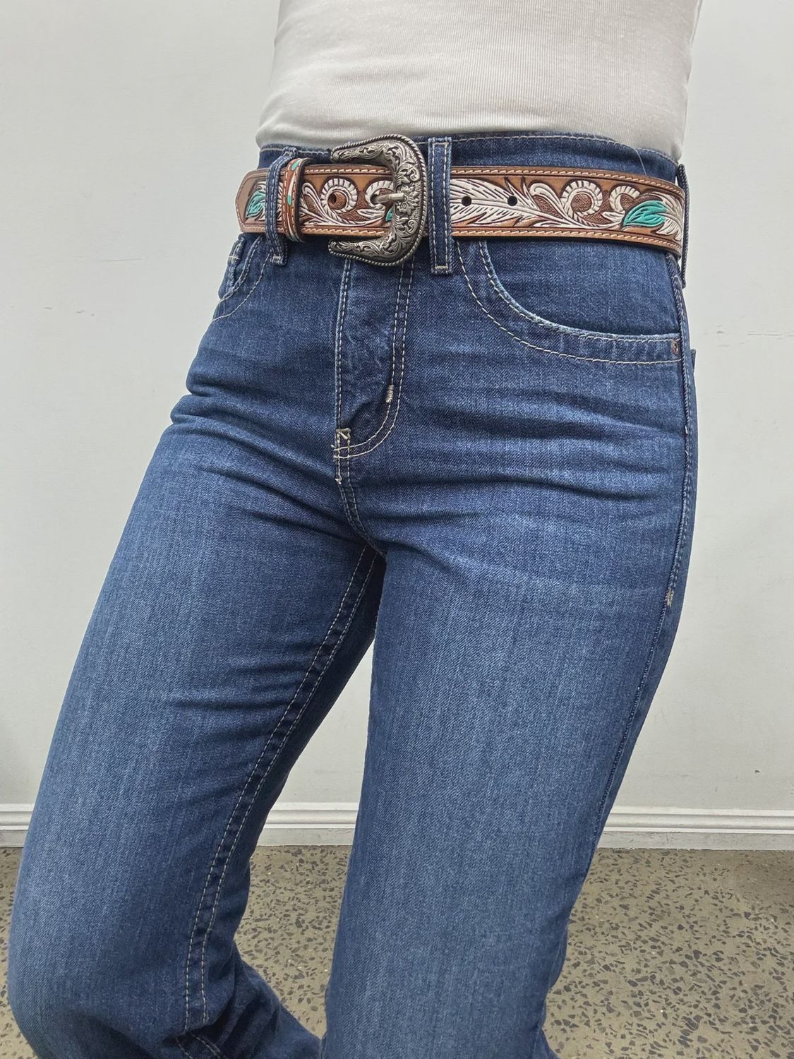 CINCH WOMENS  EMERSON HIGH RISE RELAXED FIT STRAIGHT LEG