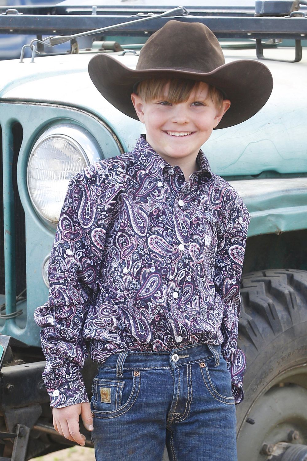BOYS PAISLEY BUTTON DOWN SHIRT.