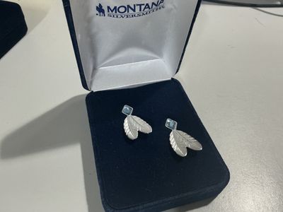 MONTANA EARRINGS FEATHER.