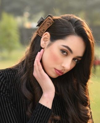 TOOLING LEATHER HAIR CLIP