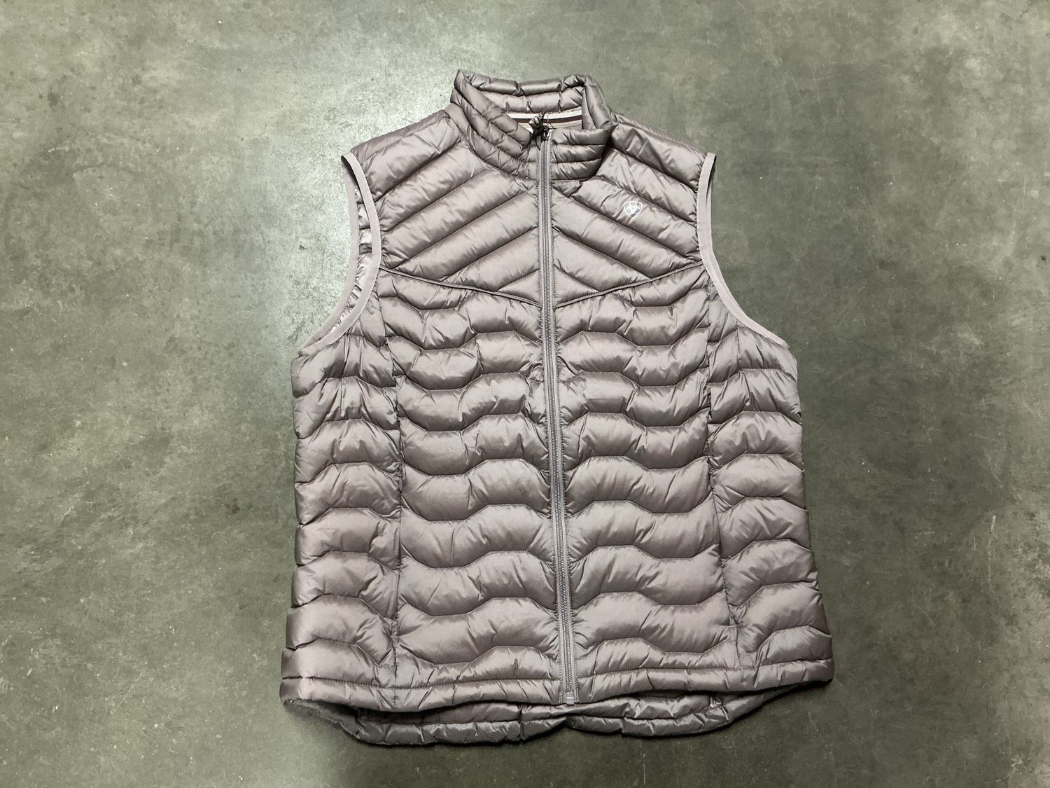 ARIAT WOMENS IDEAL DOWN VEST PURPLE DOVE.