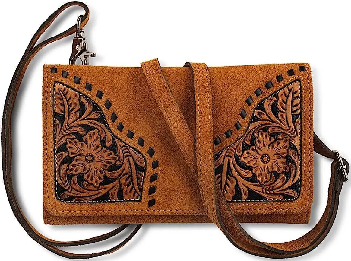ARIAT SIERRA CROSSBODY CLUTCH ROUGHOUT TAN.