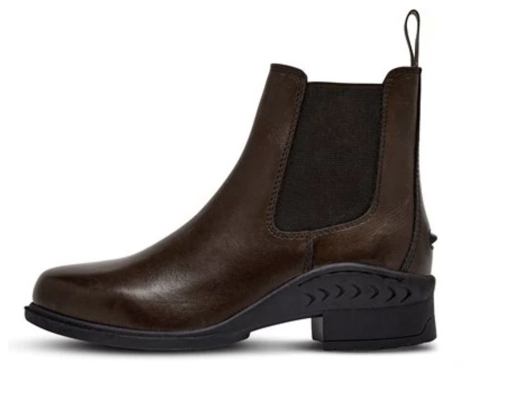 Huntington Youth Elastic Sided Jodhpur Boots.