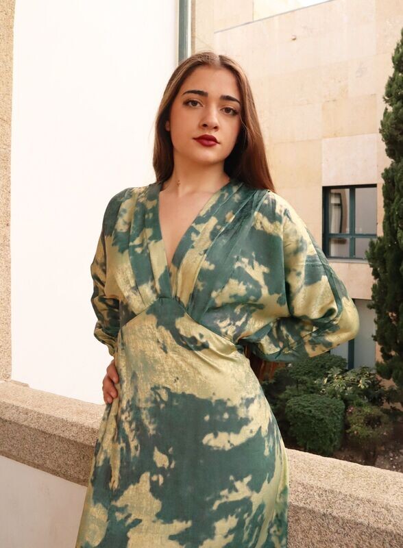 Vestido estampa verde e dourado