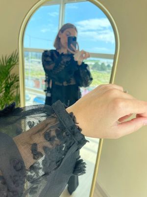 Blusa Transparente com Flores
