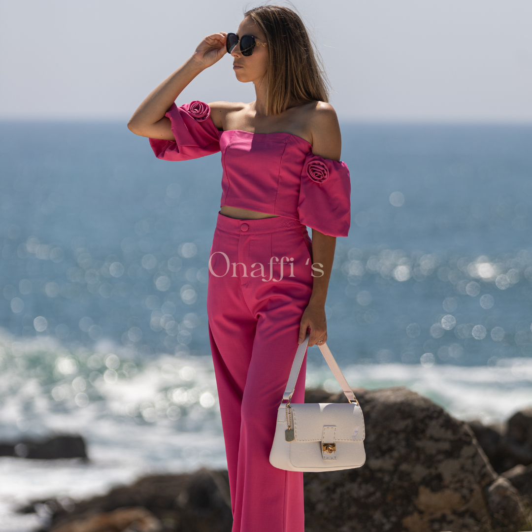 Conjunto top flor com calça