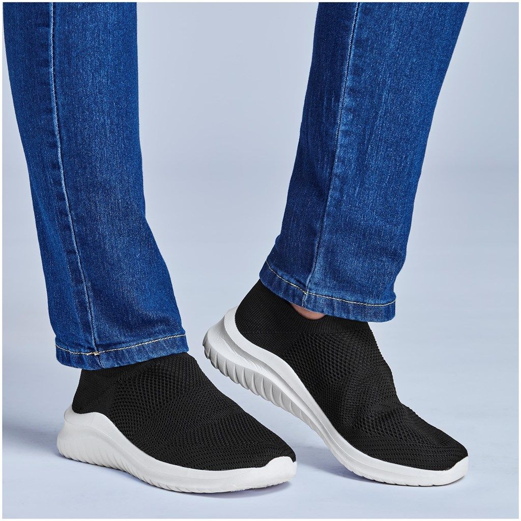 Unisex Comfort Slip-on Sneaker (UNBRANDED)