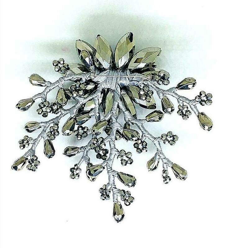 Brooch
