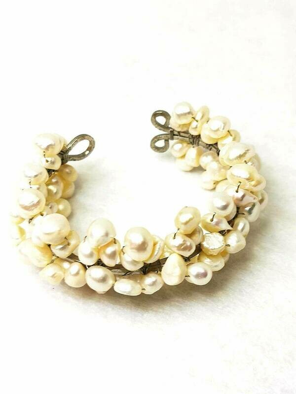 Breathtaking Grey Freshwater Pearl Bracelet