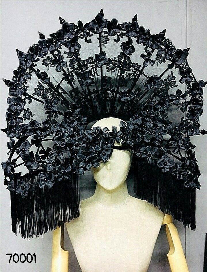 Lace Mantilla Hair Accessory