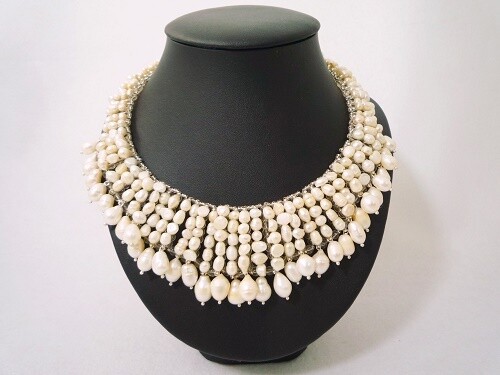 Gracefully Elegant Pearl Necklace