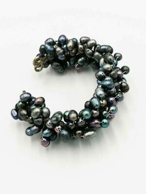Fabulous Freshwater Pearl Bracelet