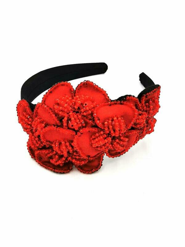 Paint the Town Red Hair Accessory