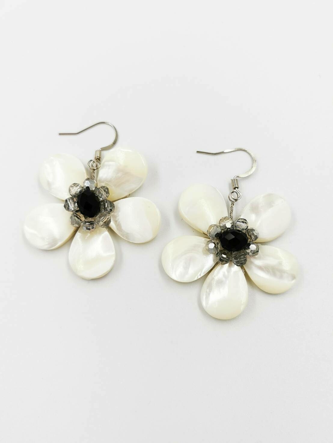 Pearly Petals Earrings