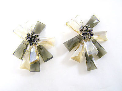 Charming Smokey Stone &amp; Crystal Floral Earrings