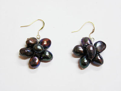 Plentiful Pearls Earrings