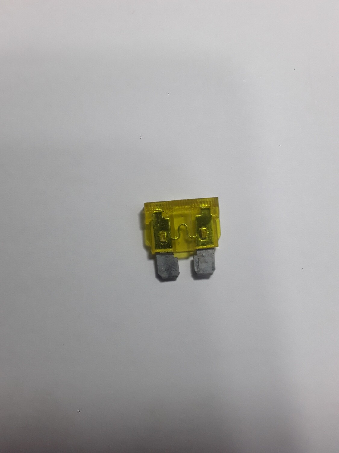 20a (yellow) std blade fuse