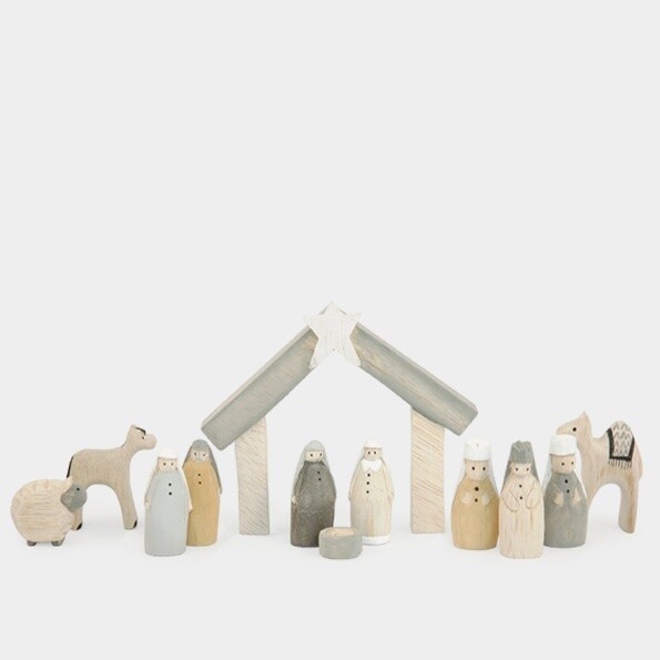 1542 Natural little boxed Nativity set