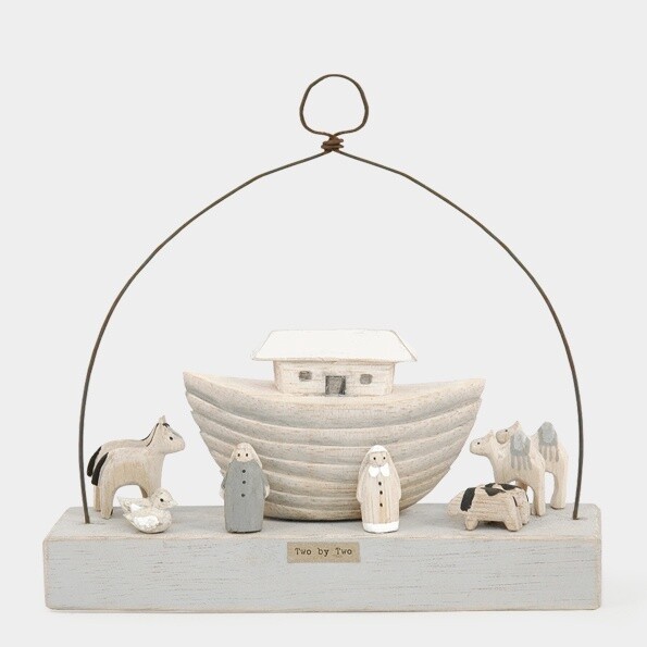 Wooden scene-Noah&#39;s ark/Two by two