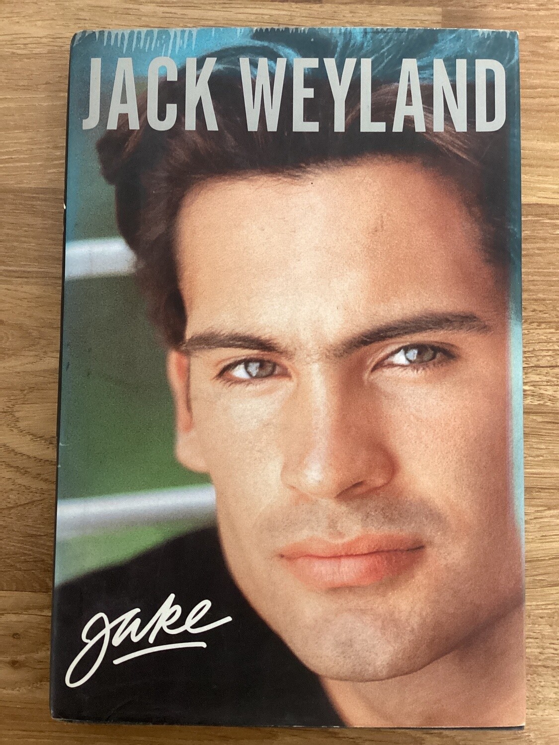 ***PRELOVED/SECOND HAND*** JAKE. Jack Weyland