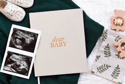 Dear Baby: A Pregnancy Prayer Journal