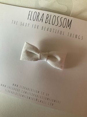 White Mini Bow Clip