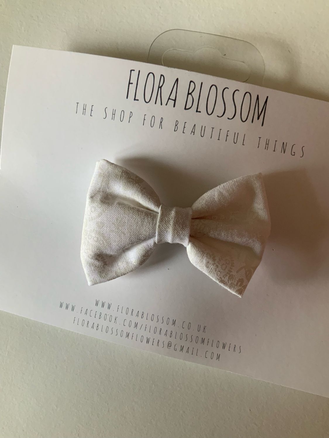 White Regular Bow Clip