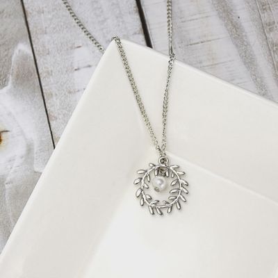Laurel Wreath Necklace