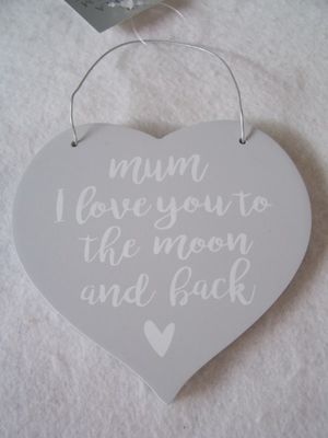 Love Wood &#39;Mum, Love you to the moon&#39; Heart