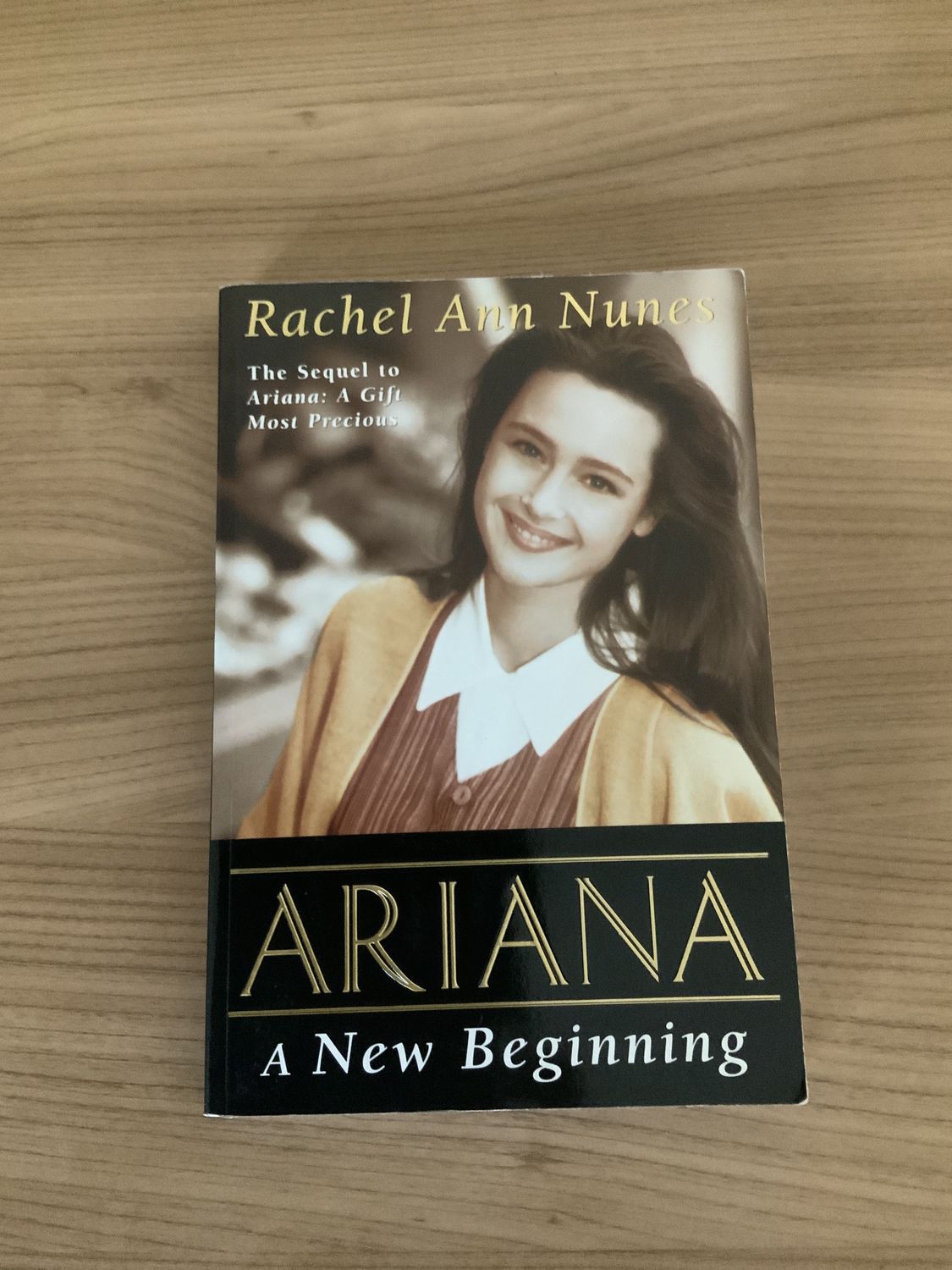 ***PRELOVED/SECONDHAND*** Ariana A New Beginning