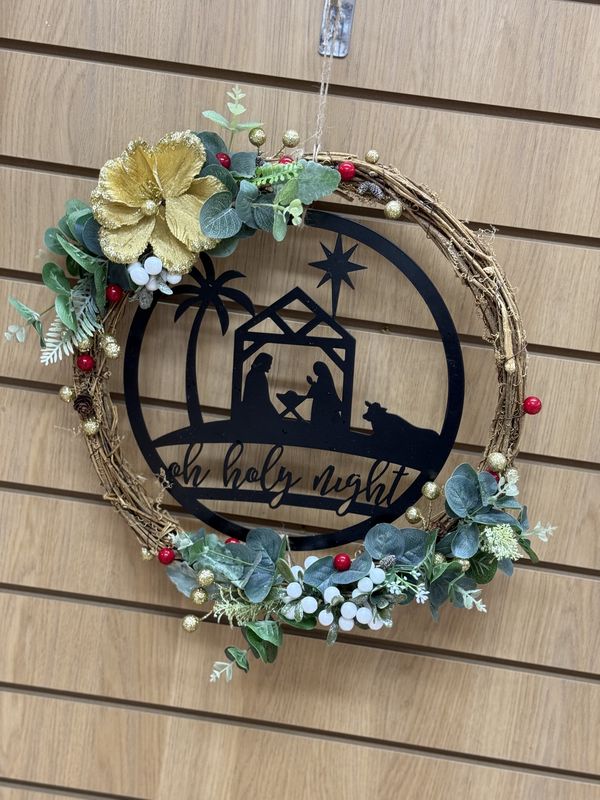 Oh Holy Night Wreath - Gold