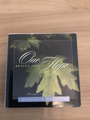 ***PRELOVED/SECOND HAND*** One Bright Shining Hope