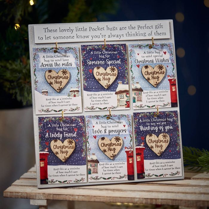 A Little Christmas Pocket Hug, Design: Love &amp; Prayers