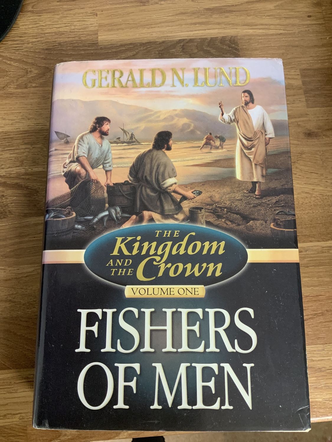 ***PRELOVED/SECONDHAND*** The Kingdom of the Crown Vol 1
