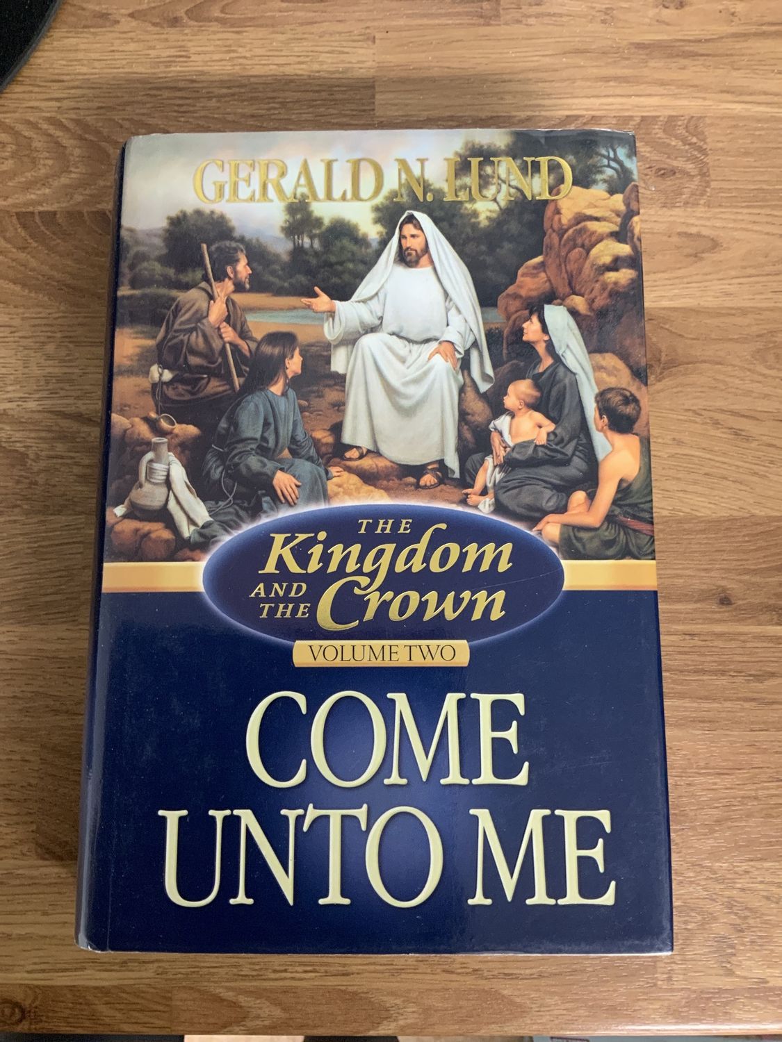 *** PRELOVED/SECOND HAND*** The Kingdom and the Crown Vol 2