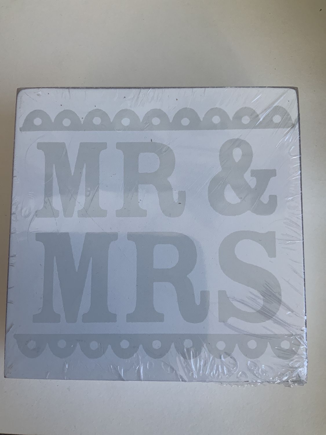 Wedding White wash block, Design: Mr &amp; Mrs