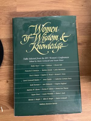 ***PRELOVED/SECONDHAND*** Women of Wisdom &amp; Knowlege