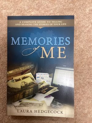 *** PRELOVED/SECOND HAND*** Memories of Me. Laura Hedgecock