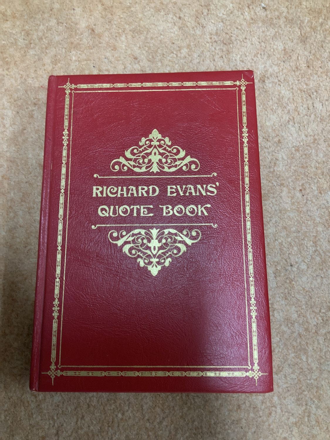 ***PRELOVED/SECONDHAND*** Richard Evan’s Quote Book (red)