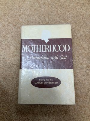 ***PRELOVED/SECONDHAND*** Motherhood