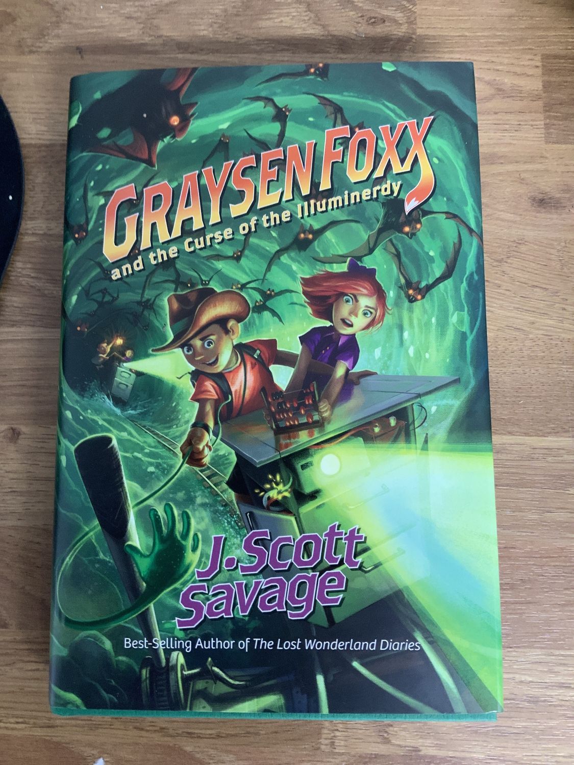 ***PRELOVED/SECONDHAND*** Graysen Foxx and the Curse of the Illuminerdy