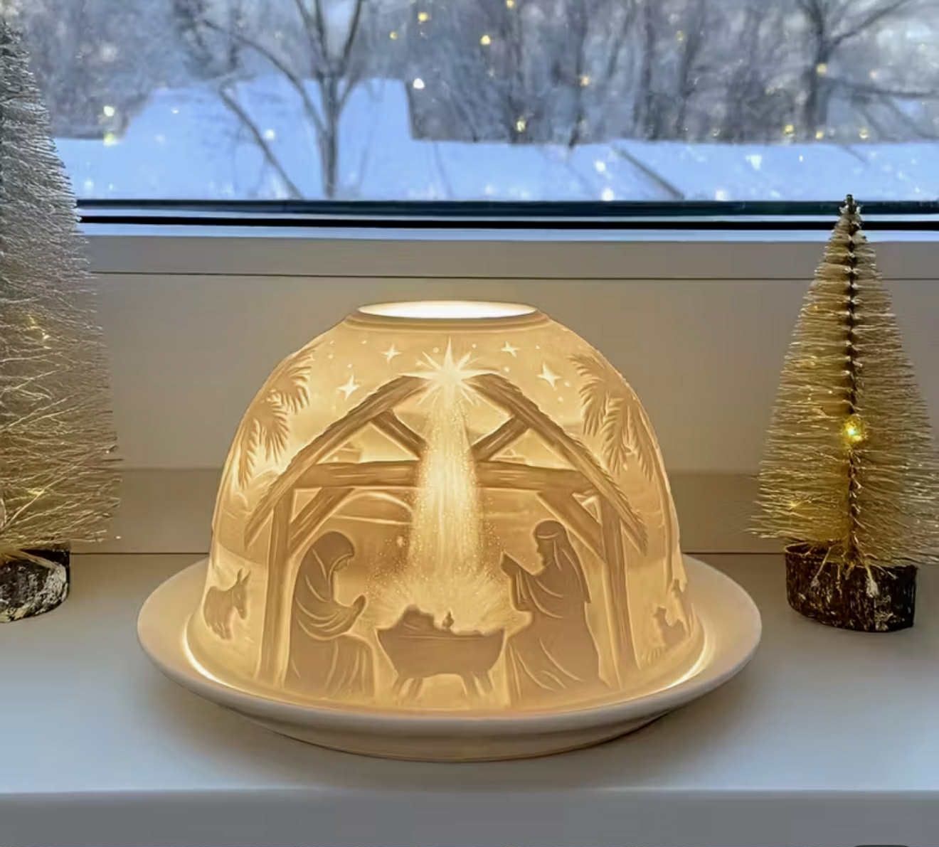 Nativity Tealight Holder Christmas: Small Porcelain Decorative Candle Holder